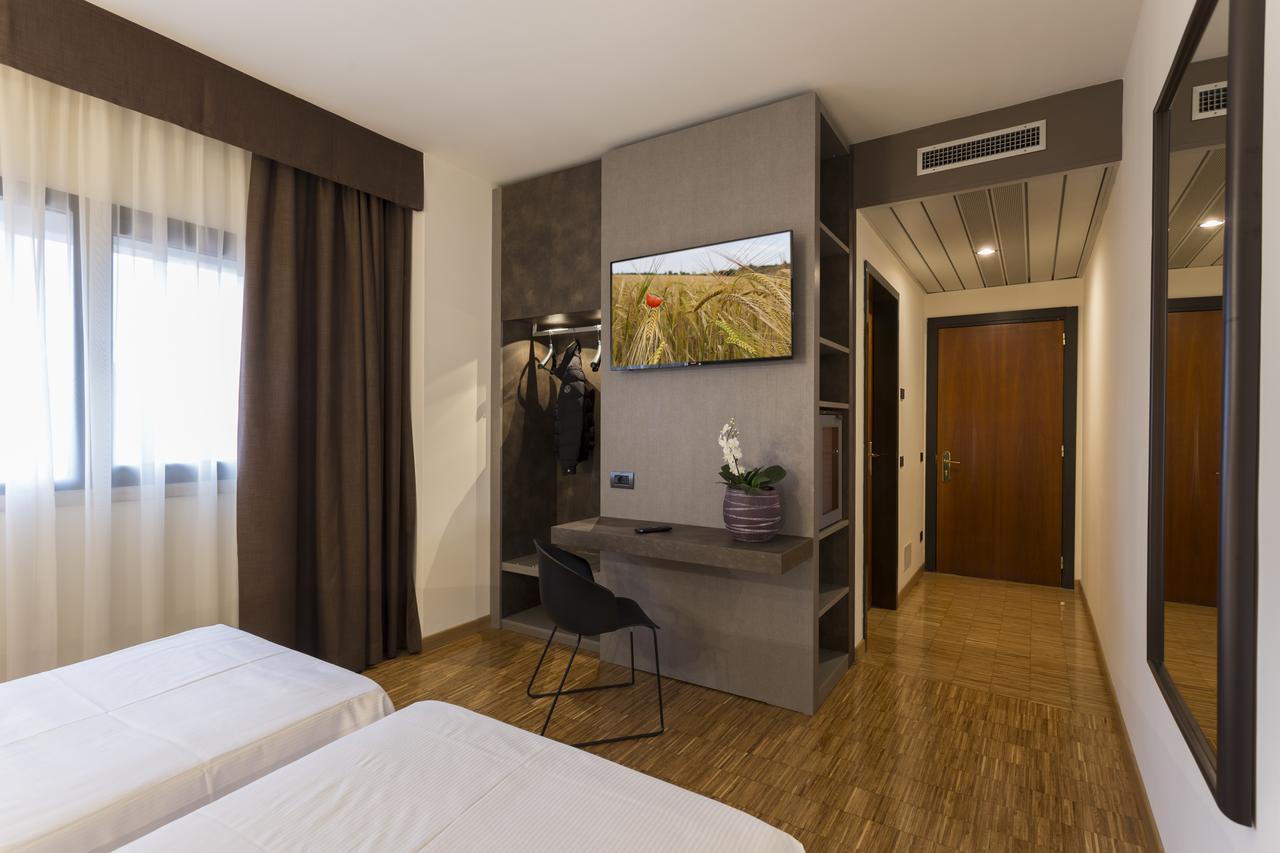Hotel Da Porto Vicenza Esterno foto
