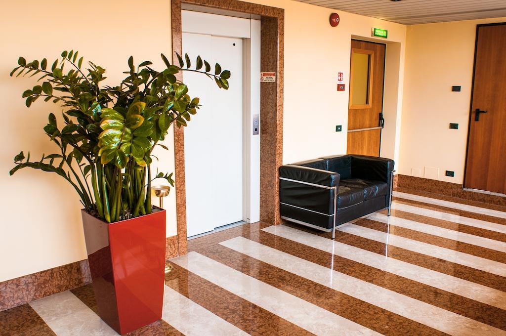 Hotel Da Porto Vicenza Esterno foto