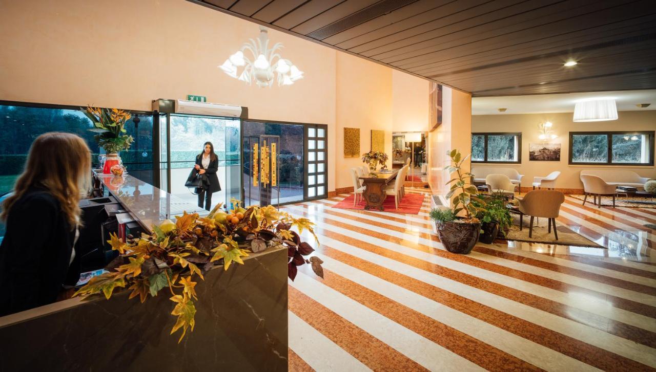 Hotel Da Porto Vicenza Esterno foto